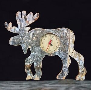 Wooden Rustic Moose Clock with Paper Bark‎ Front